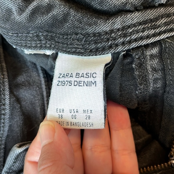 Zara zip hem skinny jeans - Picture 7 of 7